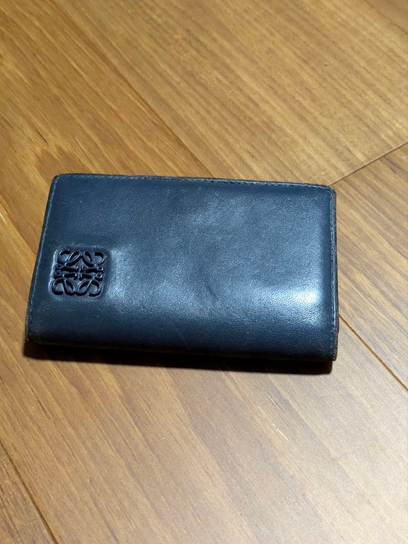 本日限定価格 あんしん鑑定）LOEWE シープスキン ケース ネイビーブルー