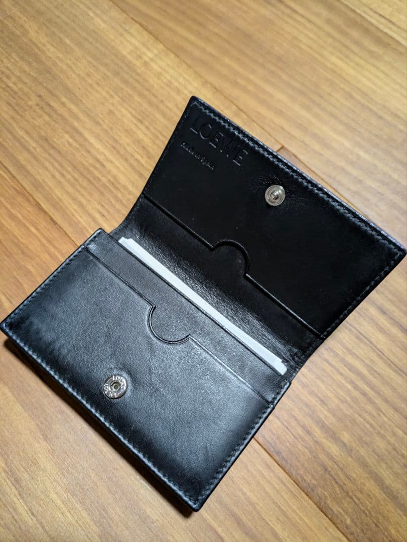 本日限定価格 あんしん鑑定）LOEWE シープスキン ケース ネイビーブルー