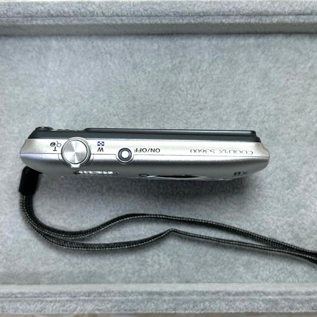 Nikon ニコン COOLPIX S3600 シルバー コンデジ