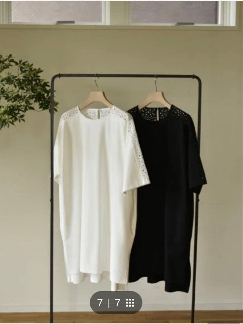 OUR カットレース使いの長め丈カットソー