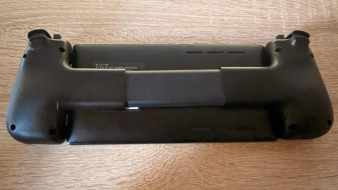 Razer Edge WiFi + Kishi V2 Pro セット