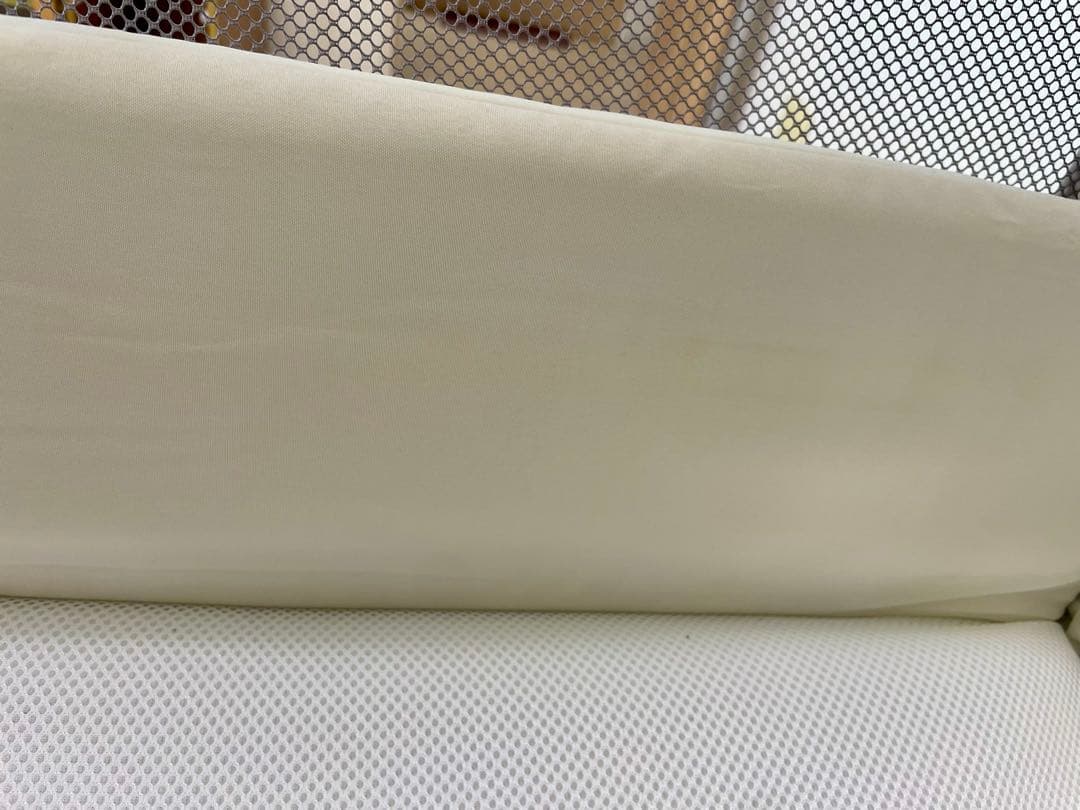 アップリカ　ココネルエアー　グレーベアー　ベビーベッド