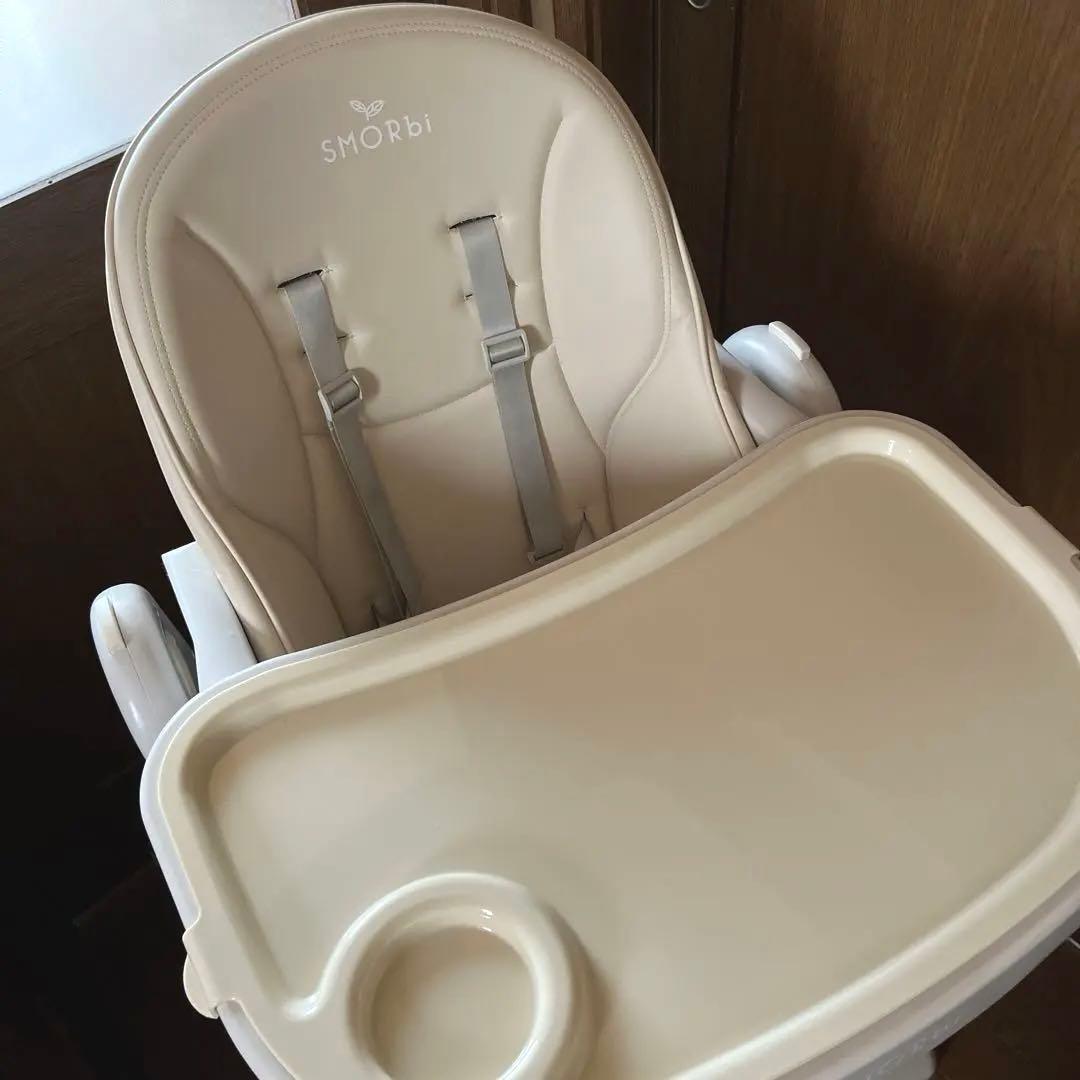スモルビ　ハイ&ローのびのびベビーチェア
