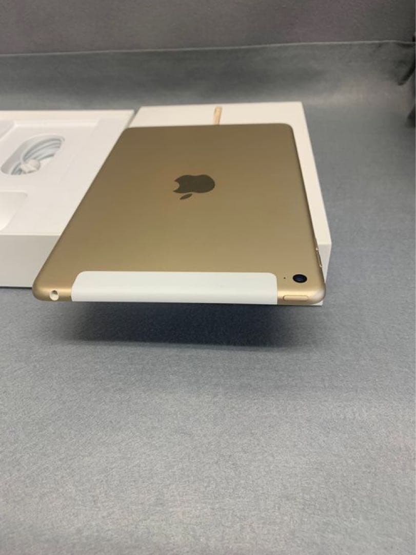 SIMフリー iPad mini 第4世代16GB WiFi+Cellular版