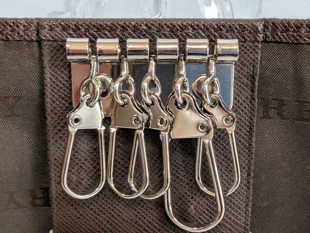 【新品未使用箱付き】BURBERRY5連キーケースノバチェックベージュ×ブラウン