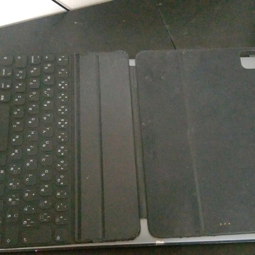 11インチIpad Pro (第2世代)とKeyboard