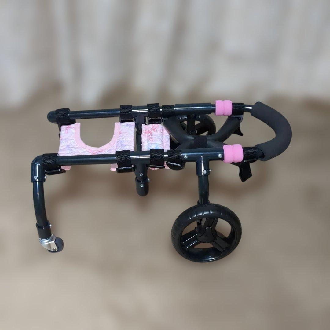 ワンちゃん4輪　リハビリ　食事補助　犬用車椅子　歩行補助　犬の歩行器