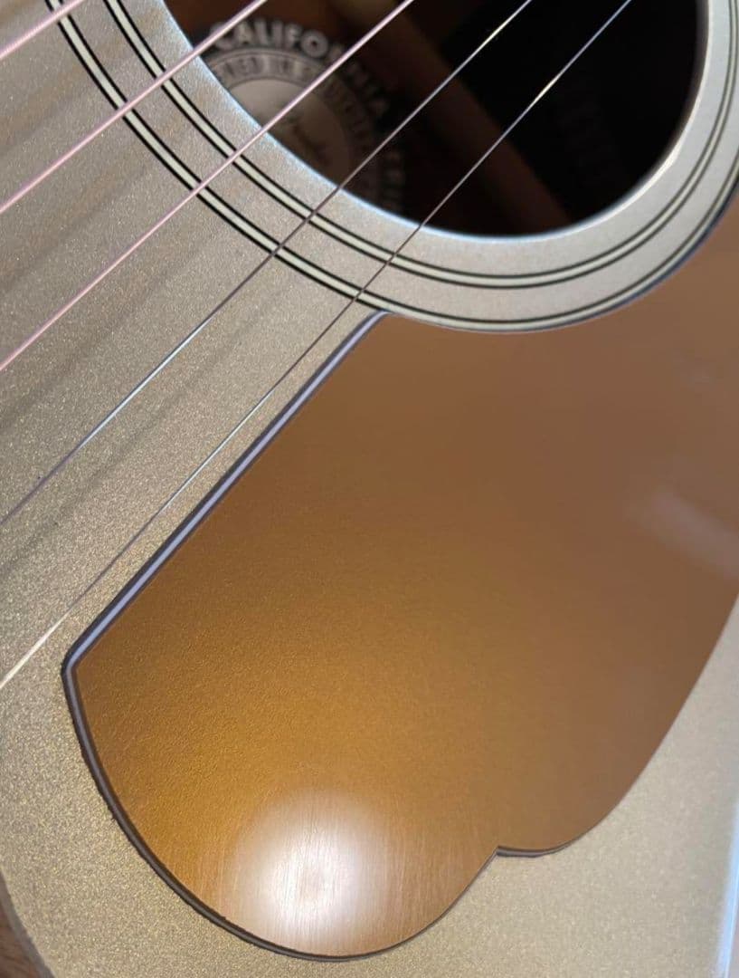 Fenderエレアコ　シャンパンゴールド