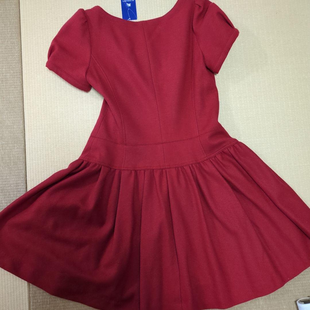 バーバリーブルーレーベル　ワンピース　ウール素材　新品　38 クリスマスにも！