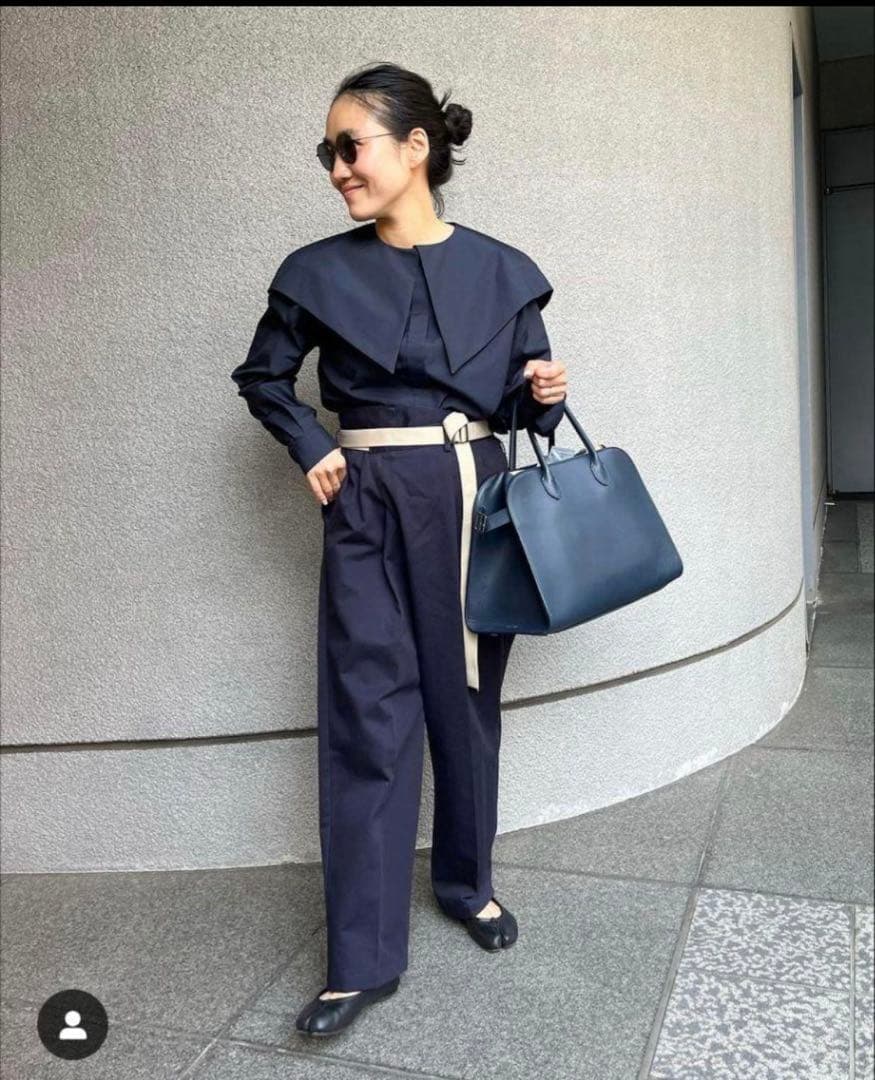 じゅんMAISONEUREKAメゾンエウレカ　チノパン ネイビー