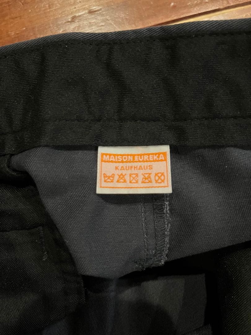 じゅんMAISONEUREKAメゾンエウレカ　チノパン ネイビー