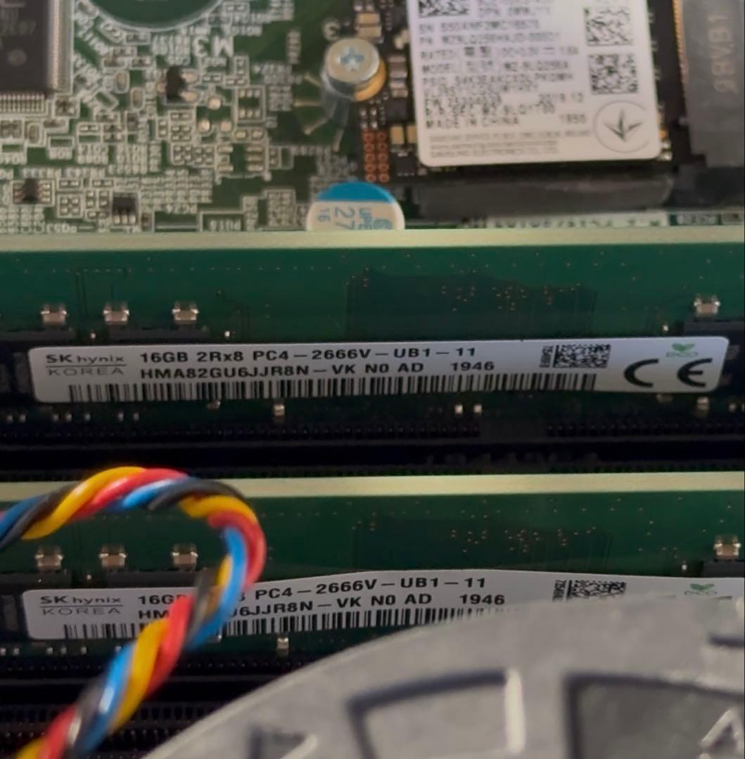 かまいたちさん専用　Dell OptiPlex 5070 SFF ／32GB／￼