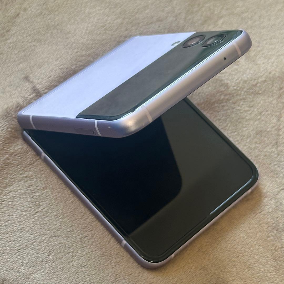 Galaxy Z Flip3 韓国版 メインディスプレイ折り目あり【完動品】