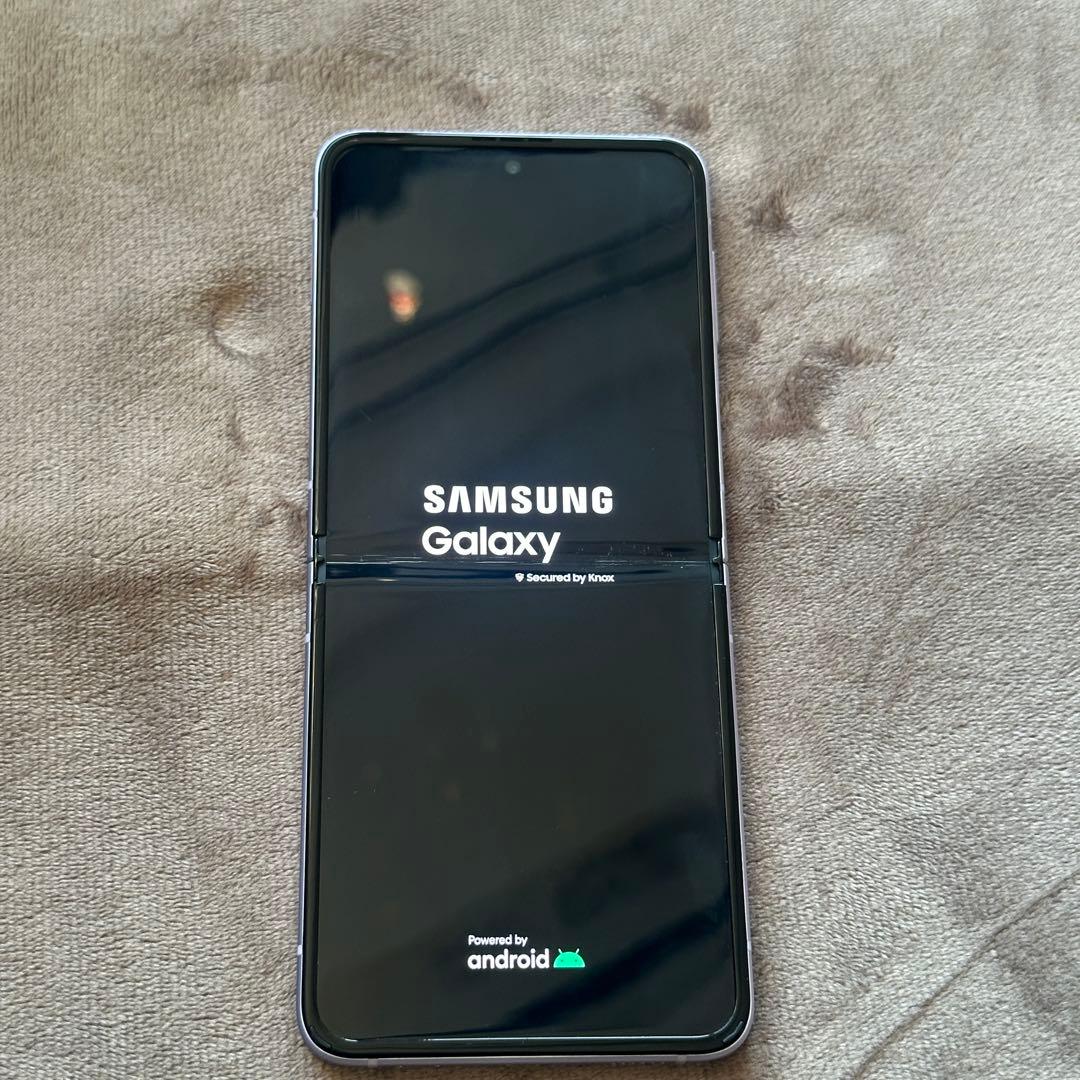 Galaxy Z Flip3 韓国版 メインディスプレイ折り目あり【完動品】