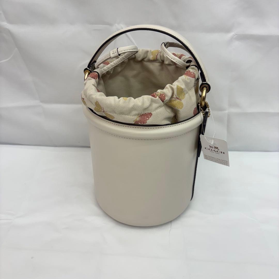 COACH コーチ ホワイト バッグ ドローストリングバケットバッグ レディース