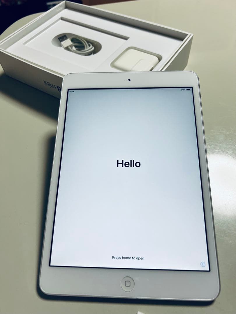 【Apple】iPad mini Retinaディスプレイ、64GB、Wi-Fi