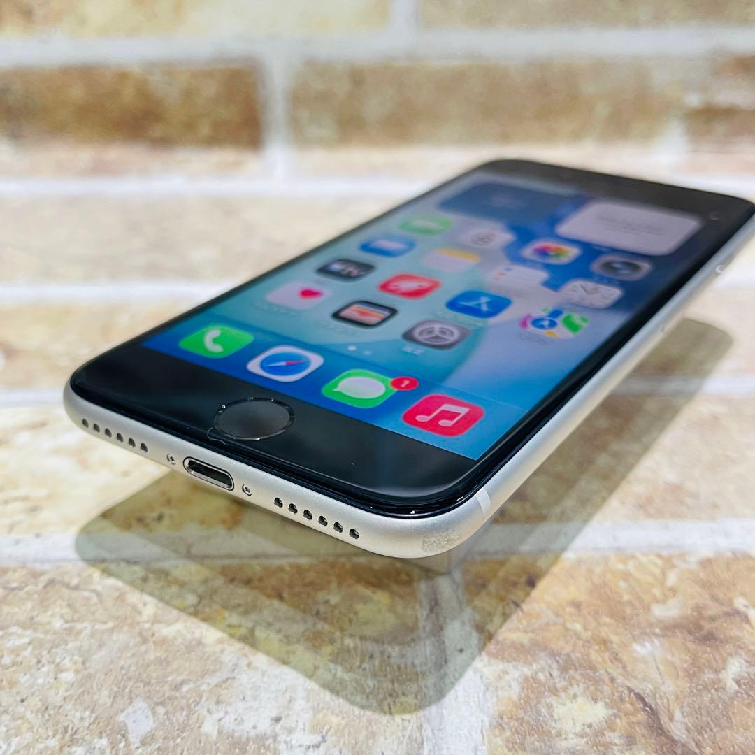SIMフリー iPhoneSE3 64GB スターライト 電池良好