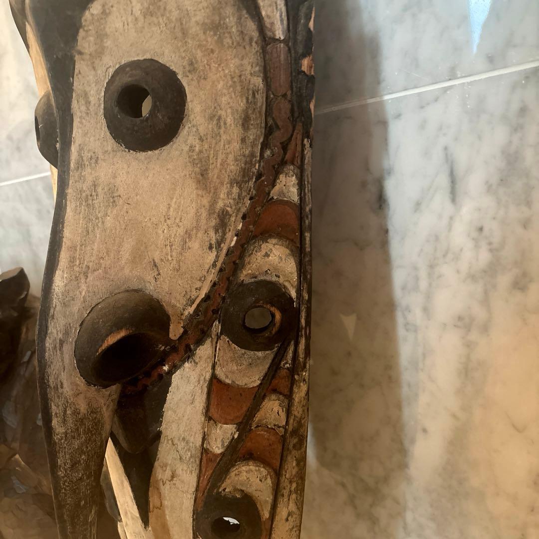 パプアニューギニア アンティーク存在感が半端ない木彫り特大、民藝の仮面アート