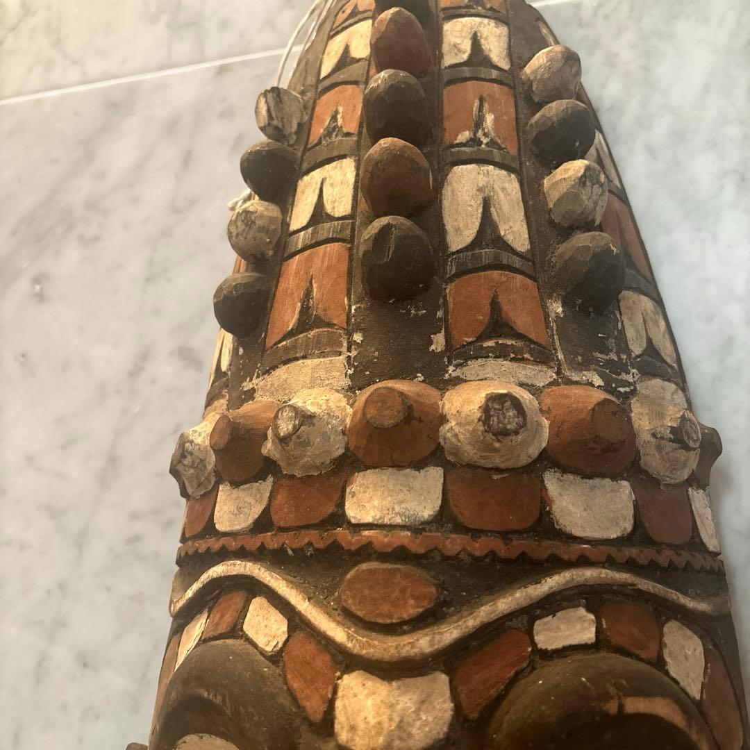 パプアニューギニア アンティーク存在感が半端ない木彫り特大、民藝の仮面アート