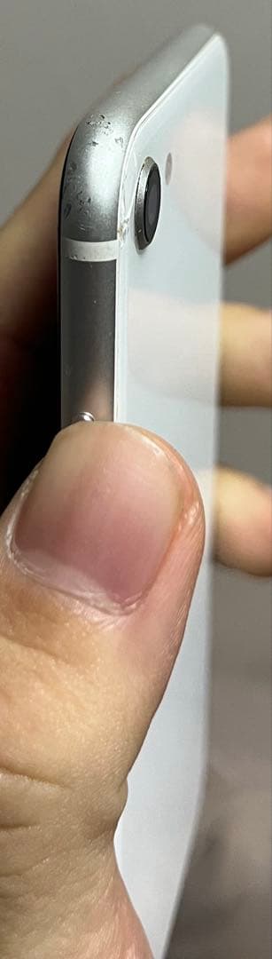 iPhone SE（第2世代）64GB SIMフリー