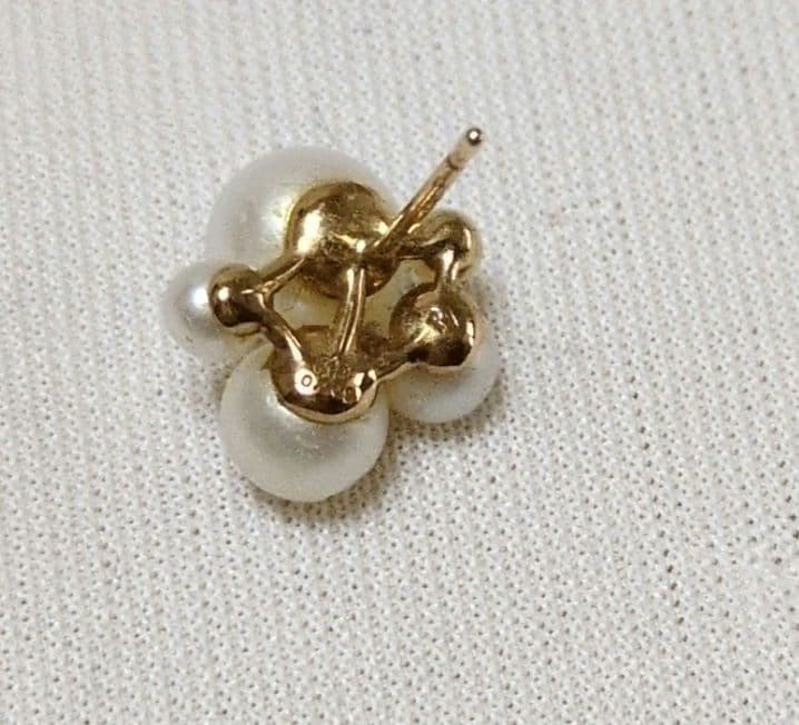 ポンテヴェキオ　ホワイトパール×ダイヤピアス