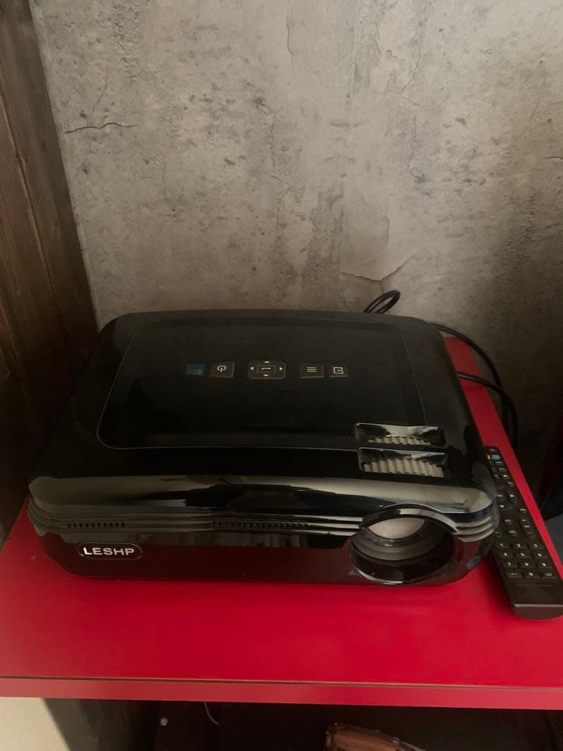 LESHP プロジェクター　スクリーン　台　ケーブルセット