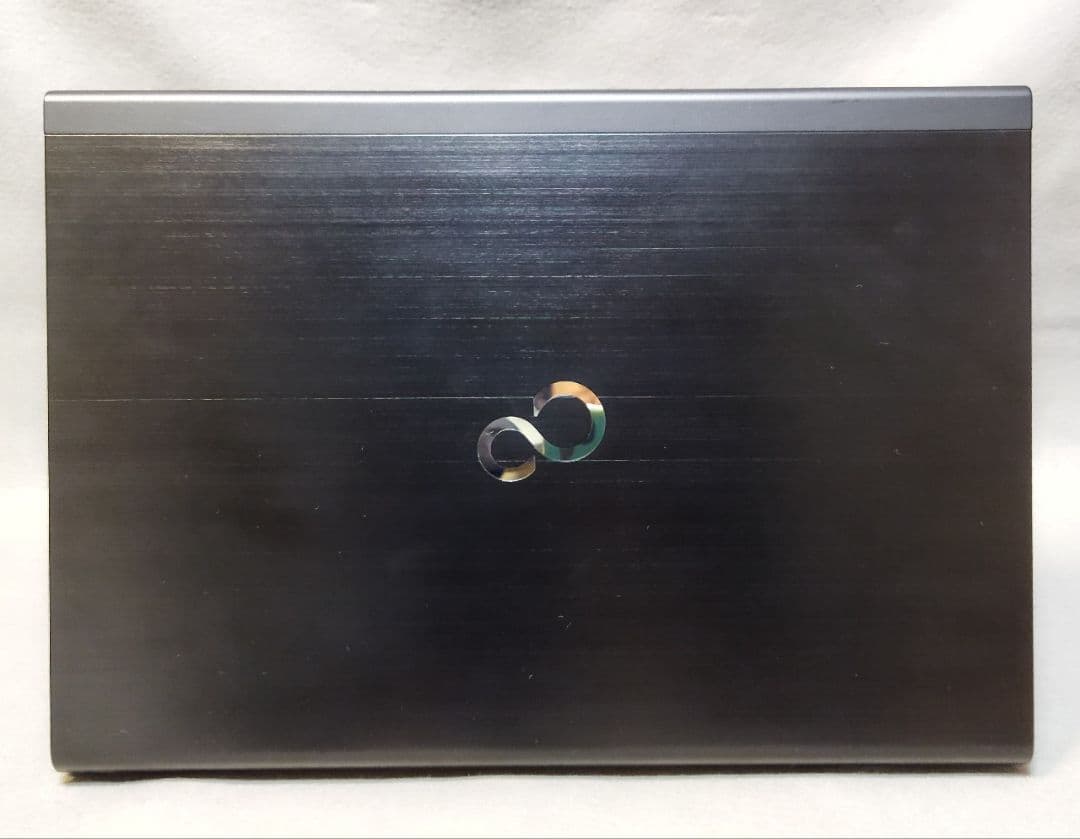 LIFEBOOK UH55M Core i7 Windows11 ノートPC