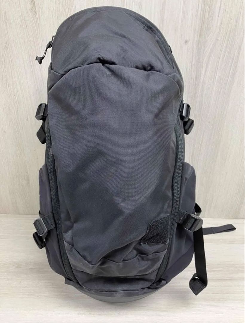 バッグ EVERGOODS MOUNTAIN PANEL LOADER 30L
