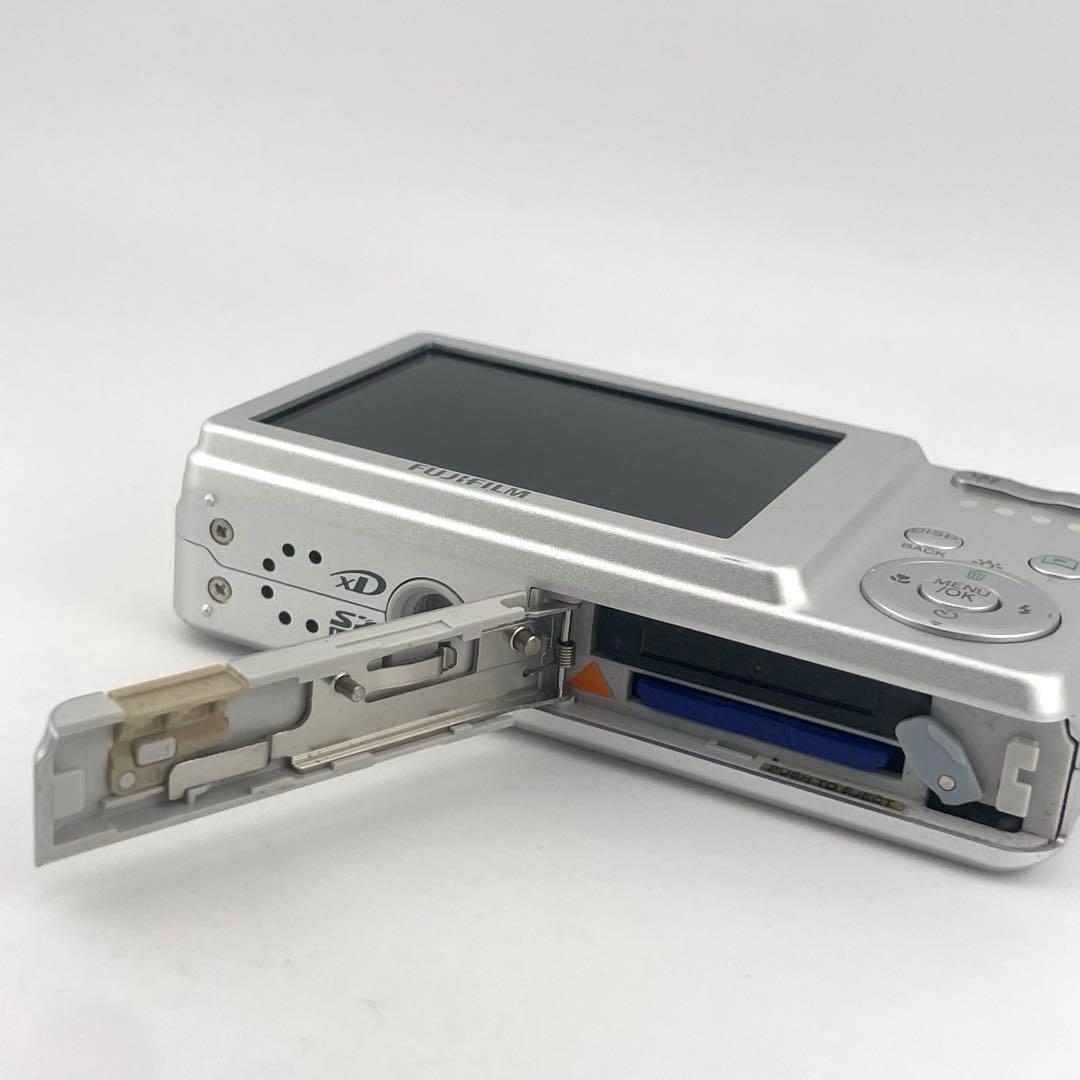 追加有り⭕️外観美品【動作確認済】FUJIFILM FINEPIX J10