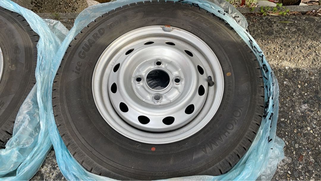 朝*奈様 ヨコハマiceGUARDスタッドレス鉄チン4本set145R12-80