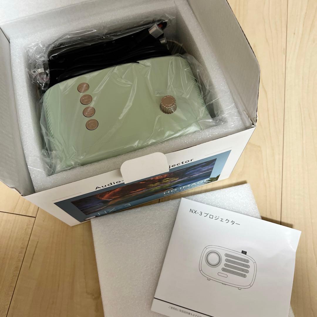 プロジェクター　小型