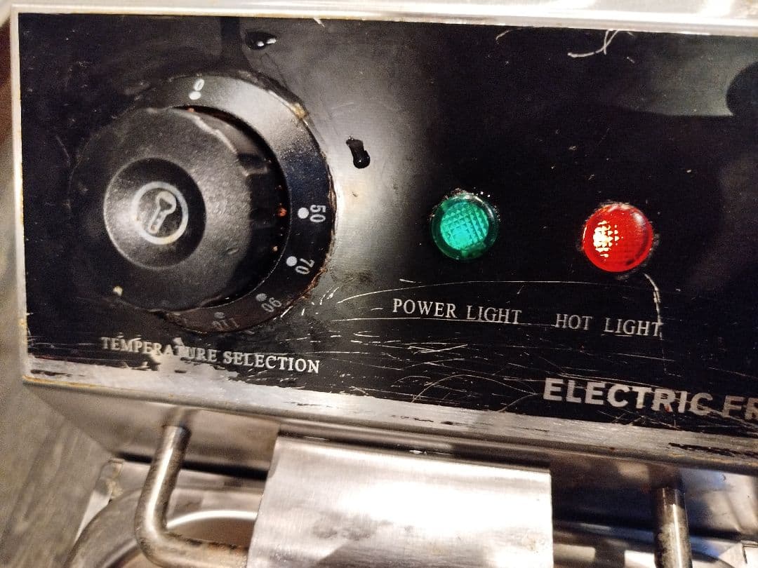 《中古》電気フライヤー ステンレス製 温度調整可能