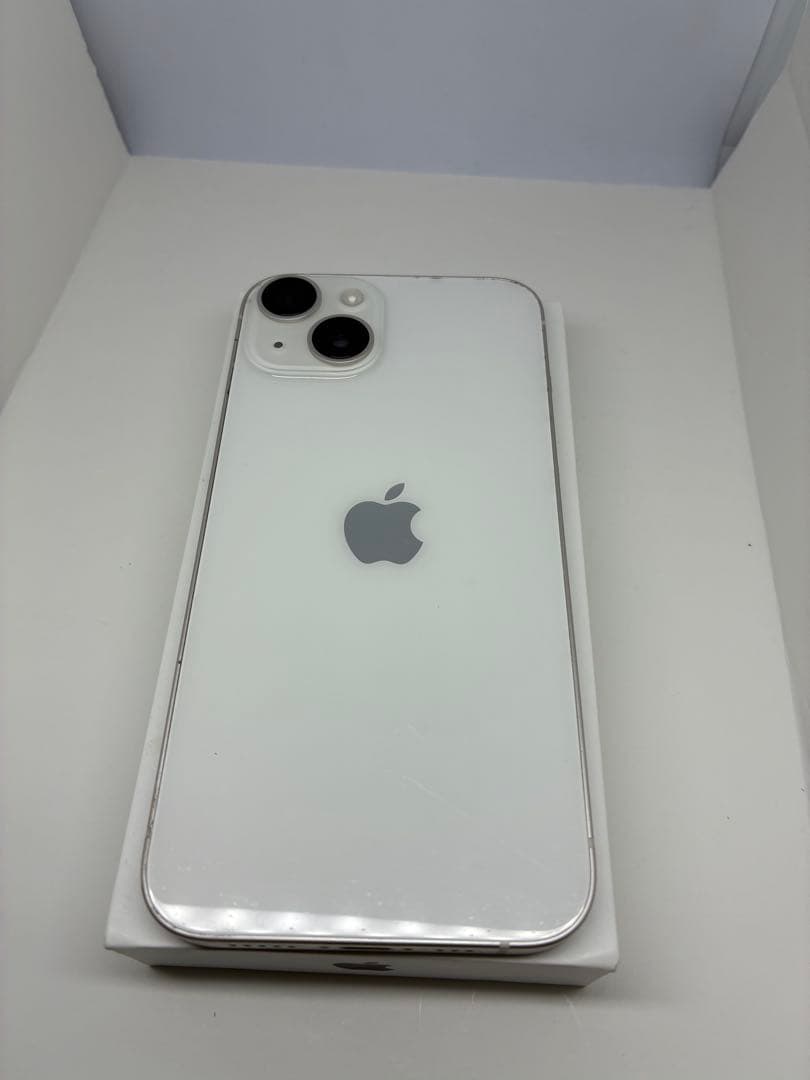 【ぴぃすけ】iPhone14 256㎇ スターライト　SIMフリー　新品