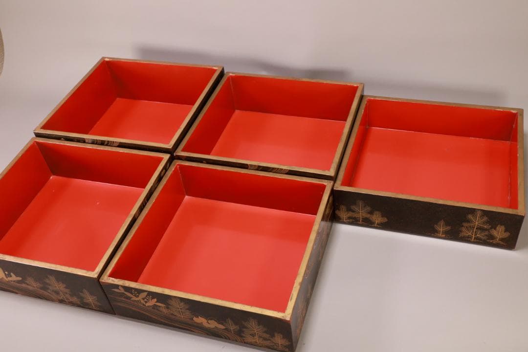 Saku BJ070 時代輪島塗　明治期　流水金蒔絵　本硬地　五段重　重箱