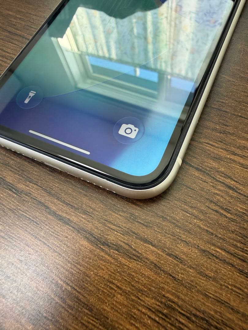 Apple iPhone 11 ホワイト 本体　128GB