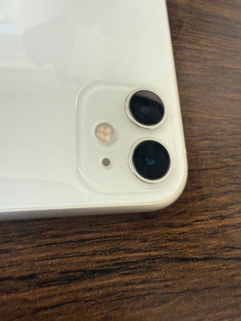 Apple iPhone 11 ホワイト 本体　128GB