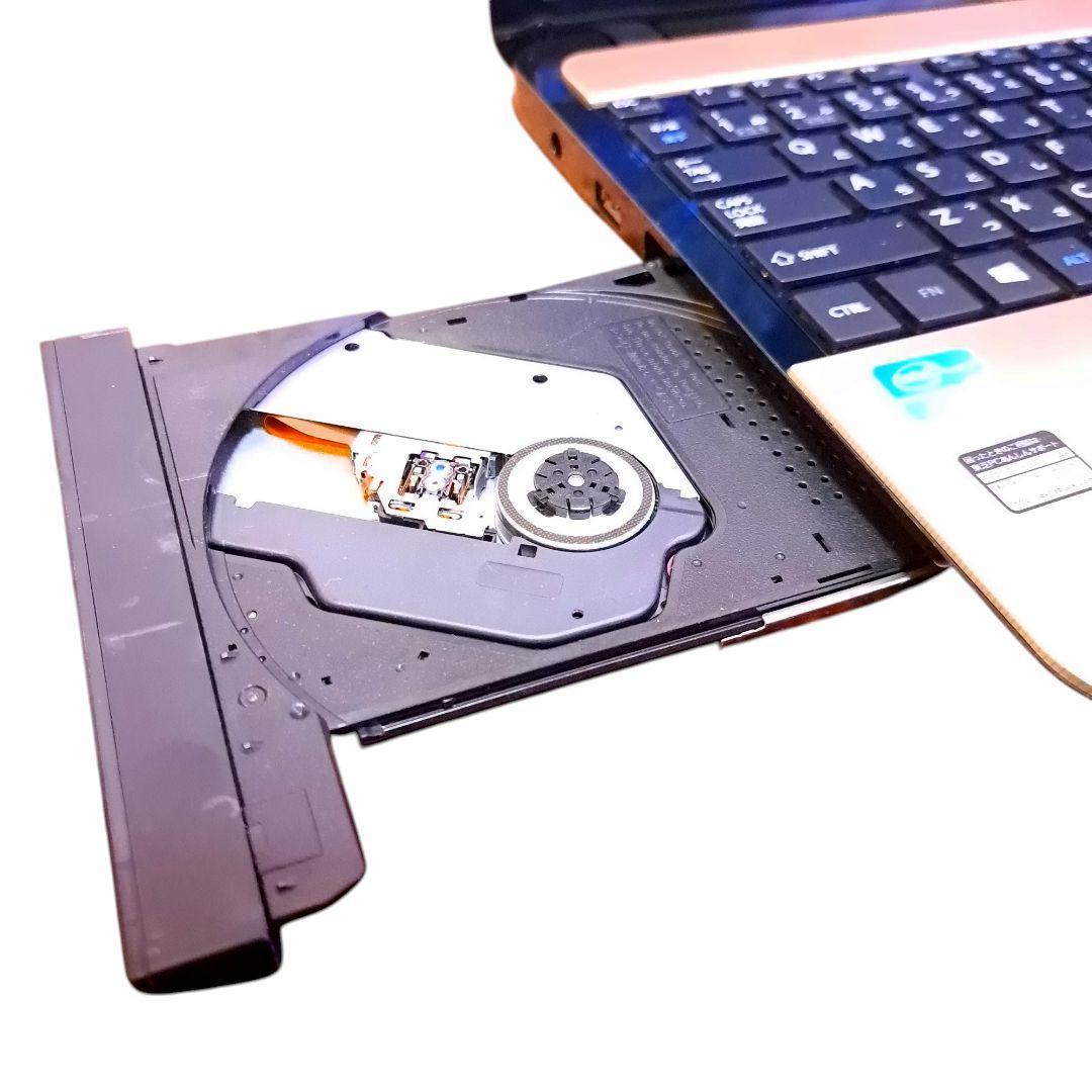 ゴールド Windows11 オフィス付き i7 16GB SSD 15インチ