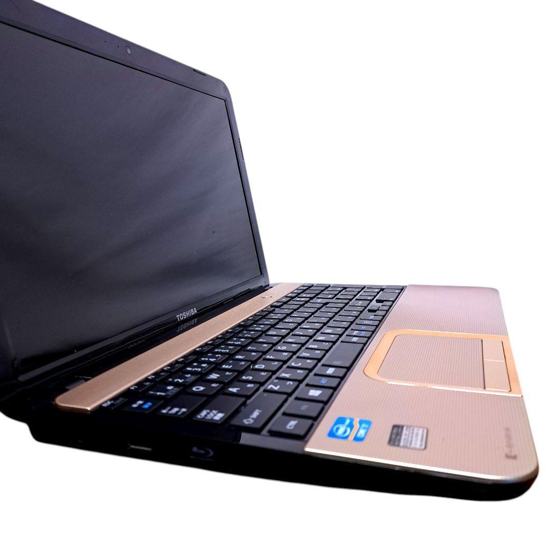 ゴールド Windows11 オフィス付き i7 16GB SSD 15インチ