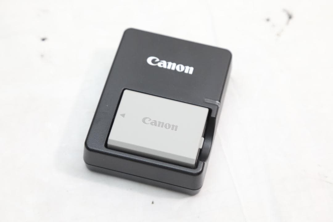 Canon EOS kiss　X2 デジタルカメラ レンズ3本付き　望遠レンズ付