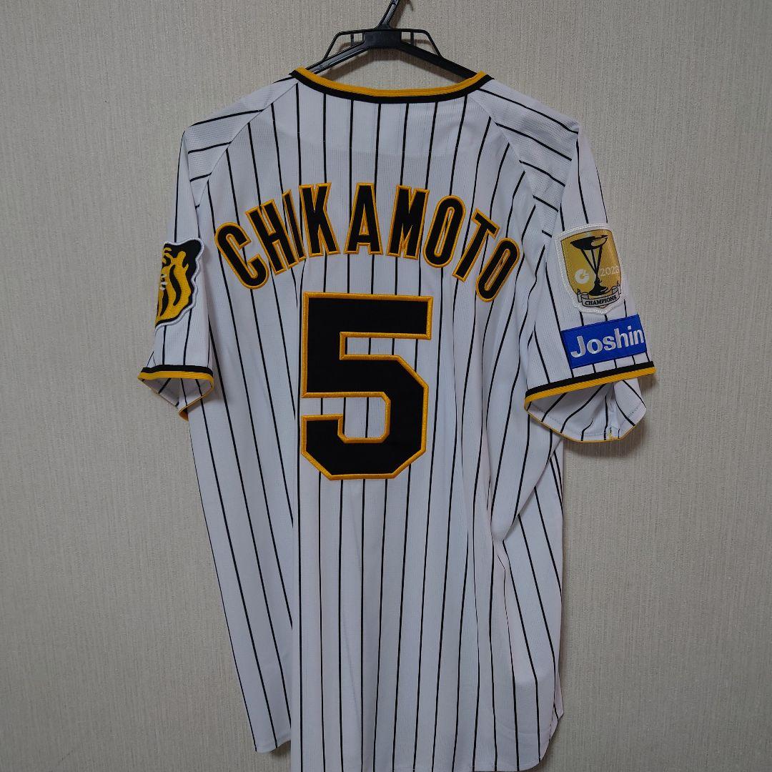 阪神タイガース　近本 2024 ユニフォーム チャンピオン エンブレム Ｌサイズ