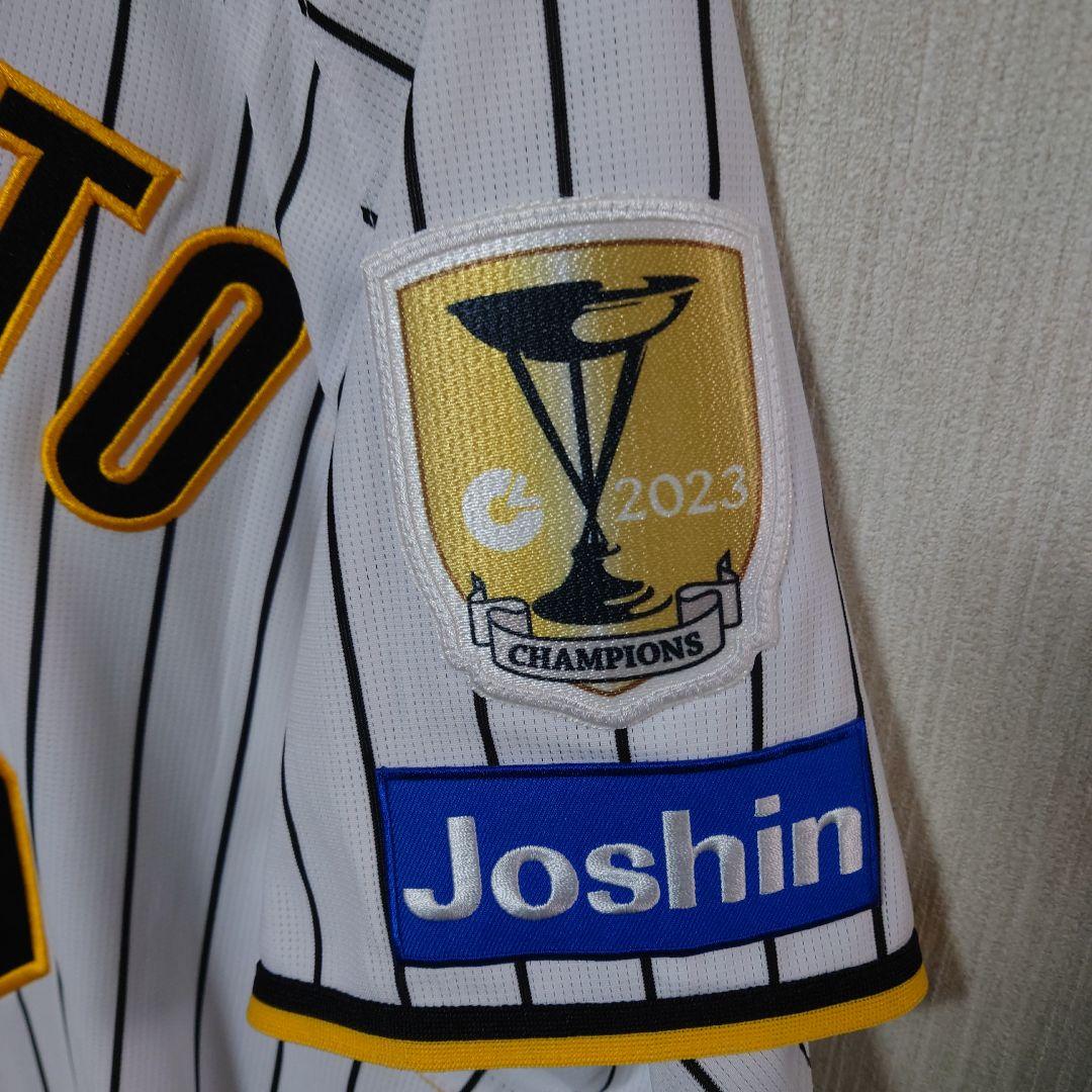 阪神タイガース　近本 2024 ユニフォーム チャンピオン エンブレム Ｌサイズ