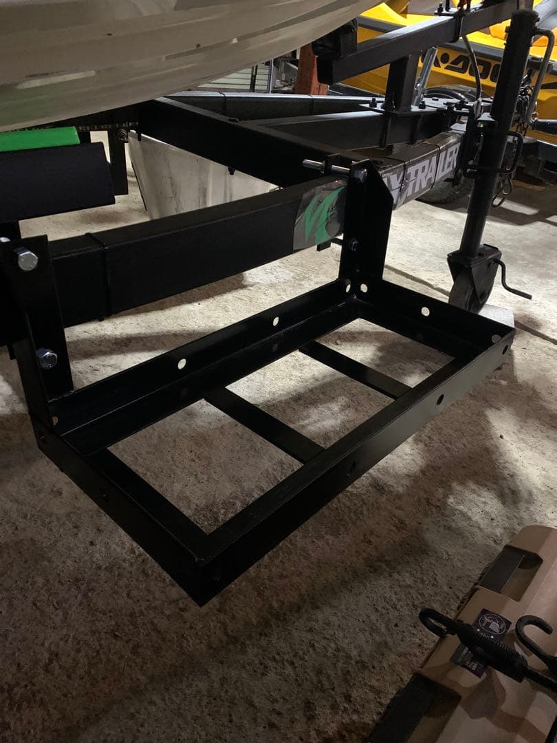 トレーラー　送料込み　携行缶ホルダー　サイドストレージ　ボックス