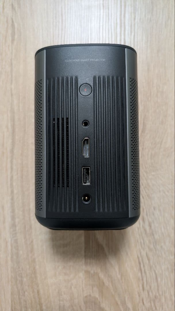 xgimi mogo pro +　アンドロイドTV プロジェクター　ケース付き