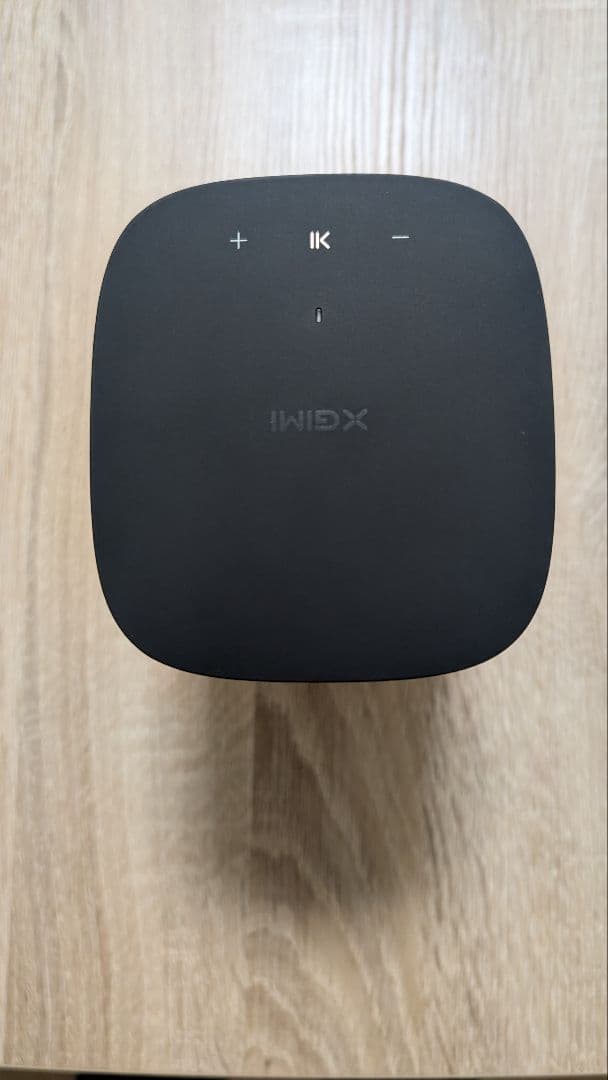 xgimi mogo pro +　アンドロイドTV プロジェクター　ケース付き