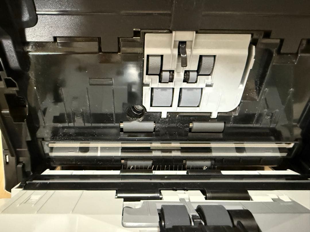 brother ADS-4700W ドキュメントスキャナー