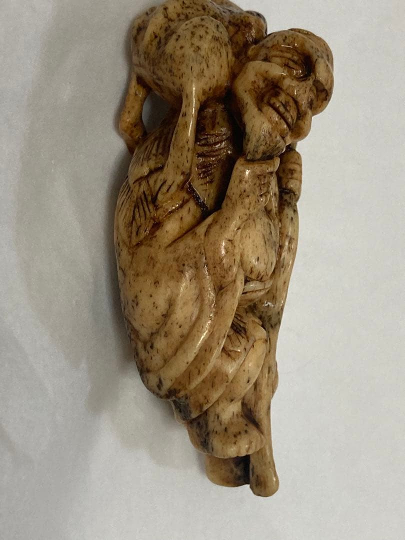 江戸期　提げ物 鹿角 蝦蟇仙人　古根付　高さ6.5cm