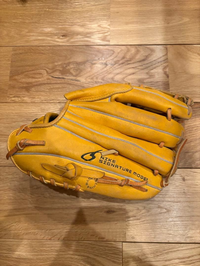 ナイキ　松坂大輔 シグネチャーモデル軟式グローブ　左利き　投手用