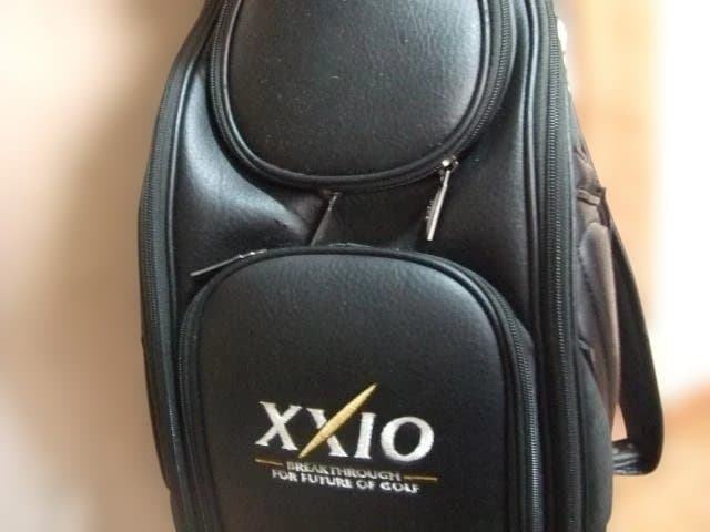 ダンロップ　XXIO　９型　ゼクシオ　キャディーバック　ブラック