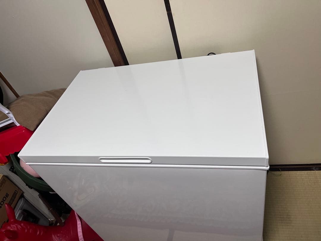 ホワイト チェストフリーザー