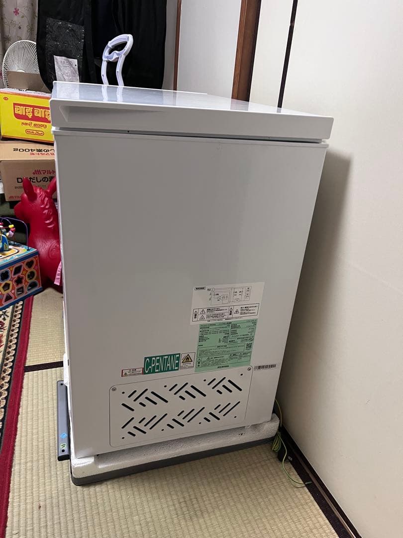 ホワイト チェストフリーザー